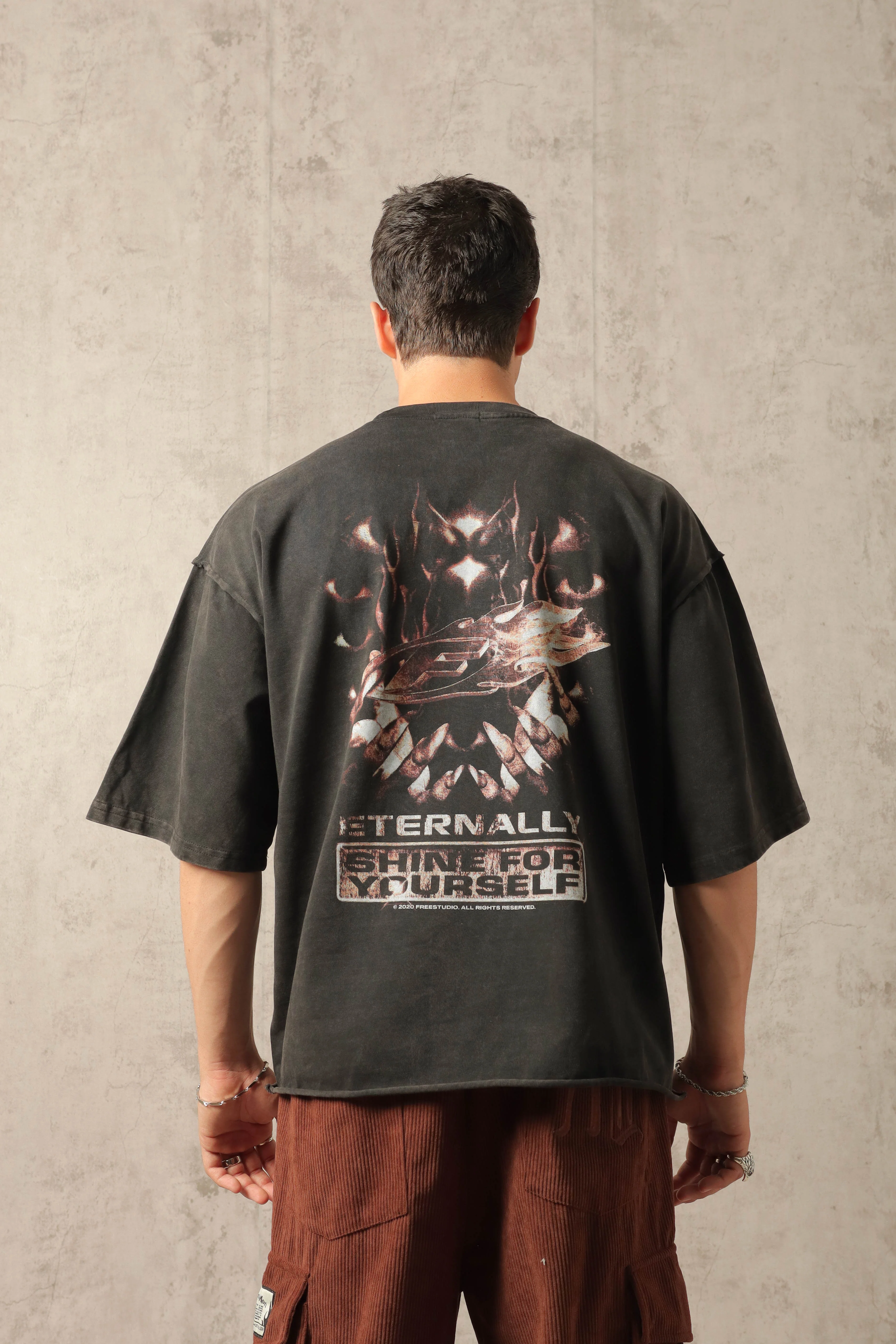 POLO GÓTICO ETERNALLY CENIZO - Image 3